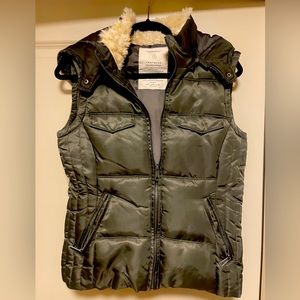 zara trafaluc vest with detachable hood
